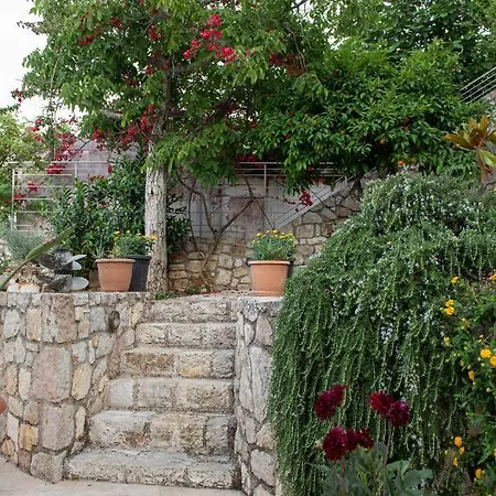 Astrea Villa Perachori