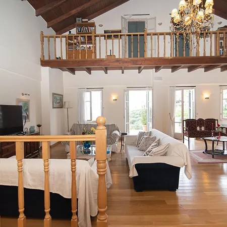 Villa Astrea